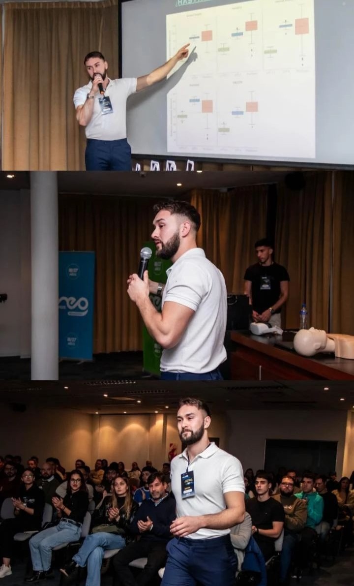 Momentos de la charla: presentación, demo en vivo y público aplaudiendo
